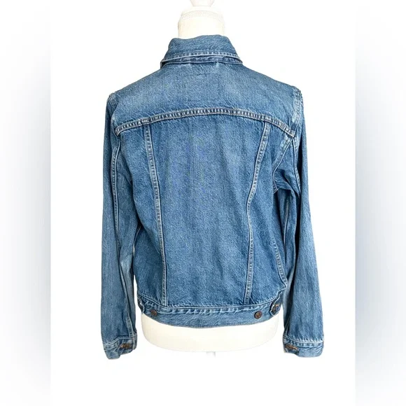 Levi’s Premium Denim Trucker Jacket Women’s Large Classic Wash Jean Jacket - Picture 5 of 7